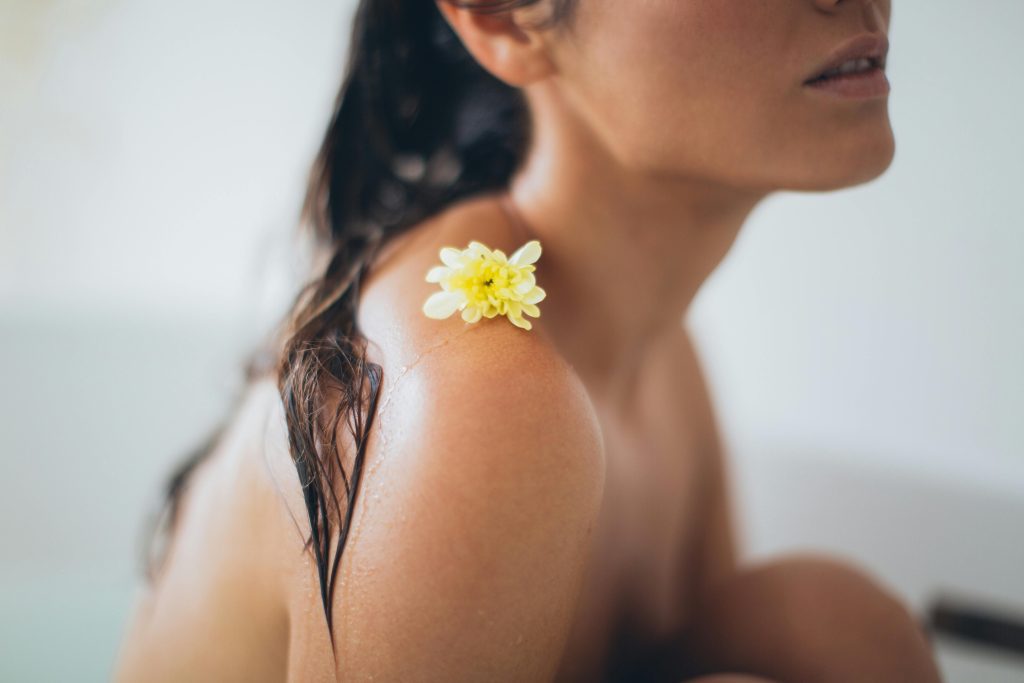 Flowe on body pic