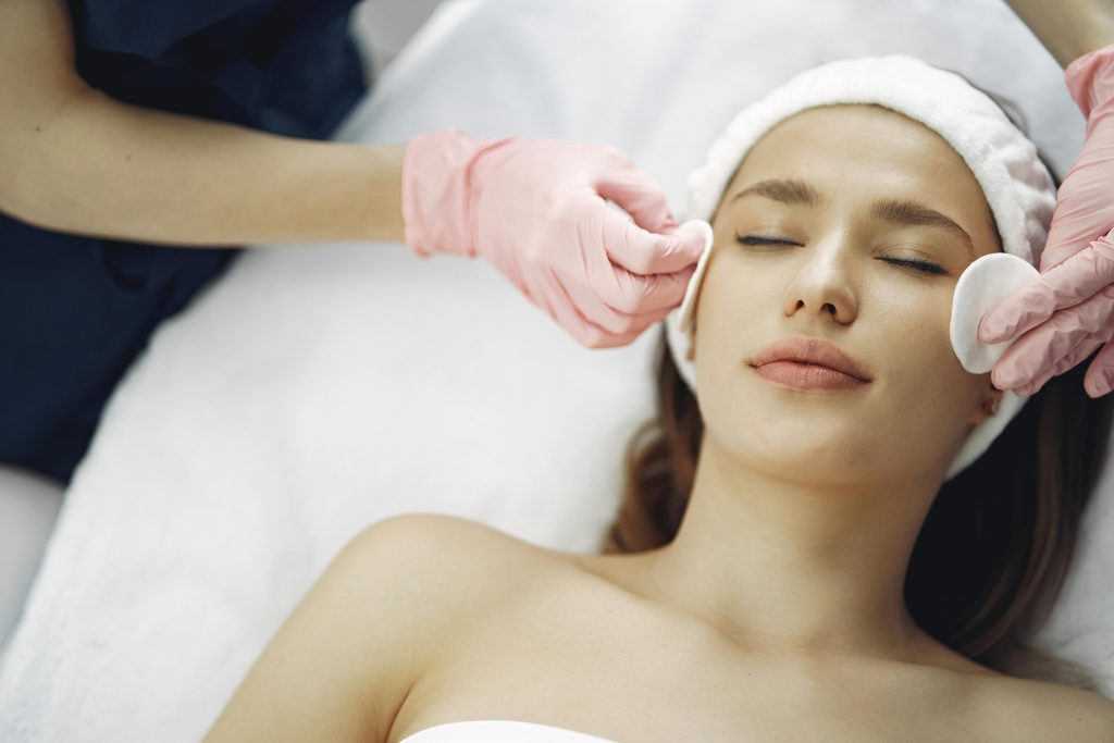 Facial Banner